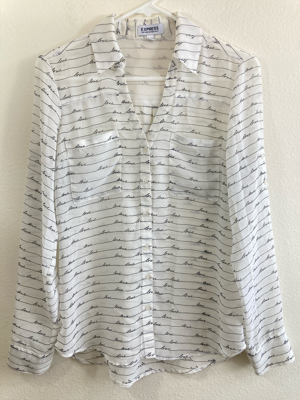 Express Portofino Shirt Size S White/Eggshell Love Print Button Up Blouse